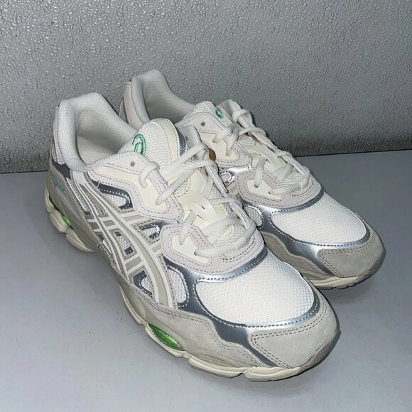 ASICS GEL-NYC Sportstyle Running Shoe – Men’s 10 / Women’s 11.5, Cream Fossil - Picture 1 of 10